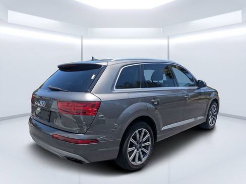 Used 2019 Audi Q7 3.0T Premium Plus AWD/4WD image 3