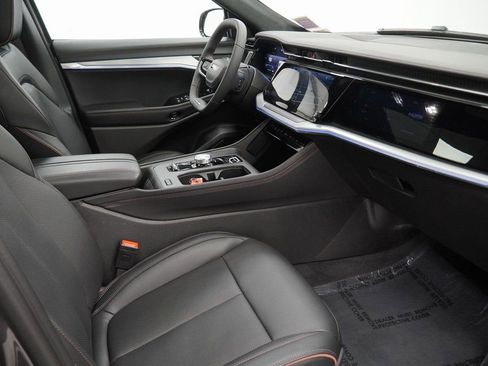 Used 2024 Jeep Wagoneer Launch Edition image 48