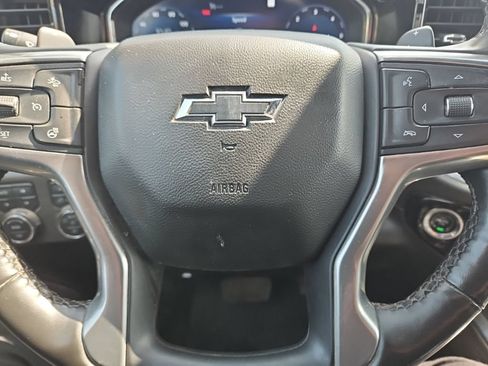 Used 2023 Chevrolet Silverado 1500 LT Trail Boss w/ LT Trail Boss Premium Package AWD/4WD image 31
