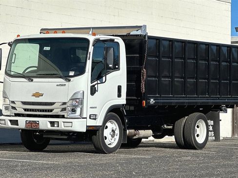 New 2024 Chevrolet Low Cab Forward image 8