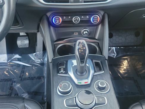 Used 2020 Alfa Romeo Stelvio w/ Nero Edizione image 22