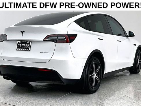 Used 2021 Tesla Model Y Long Range AWD/4WD image 14