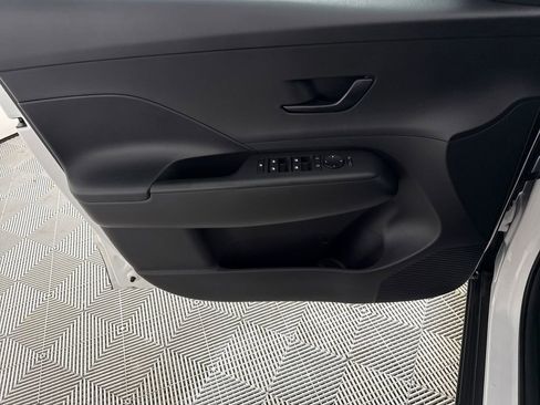 Certified 2024 Hyundai Kona SEL w/ Convenience Package FWD image 12