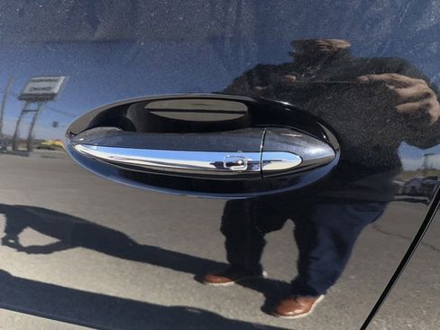 Used 2025 Buick Encore GX Preferred image 25