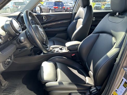 Used 2017 MINI Cooper Clubman S image 21