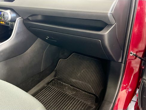 Used 2024 Toyota RAV4 LE image 34