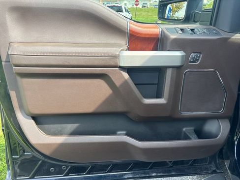 Used 2022 Ford F350 King Ranch AWD/4WD image 16