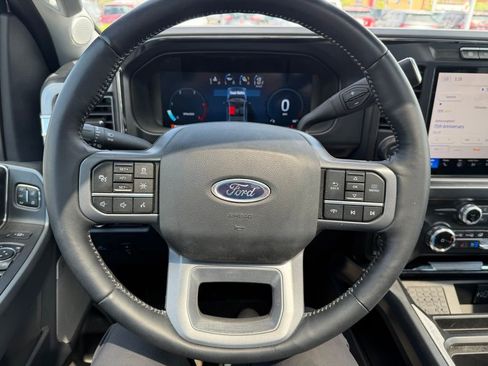 Used 2024 Ford F250 Lariat w/ Lariat Ultimate Package AWD/4WD image 16