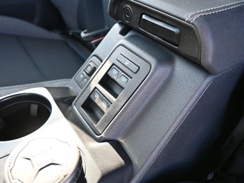 New 2025 Ford Bronco 4-Door image 30