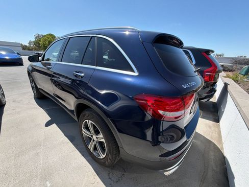 Used 2016 Mercedes-Benz GLC 300 4MATIC image 4