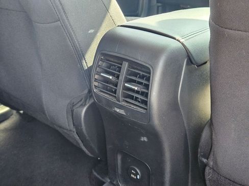 Used 2021 Ford Escape SE FWD image 24