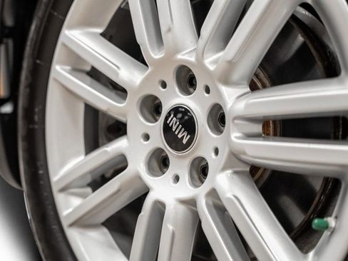 Used 2023 MINI Cooper Countryman S w/ Signature Upholstery Package image 6