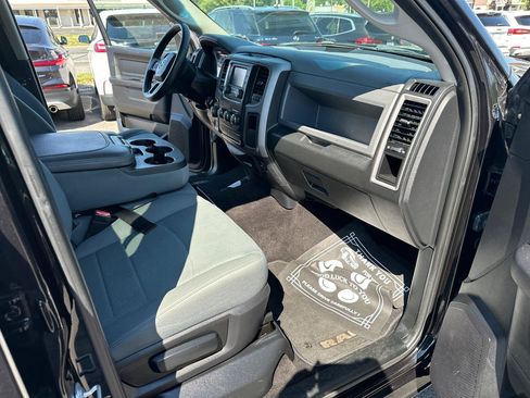 Used 2017 RAM 1500 Express w/ Black Ram 1500 Express Group AWD/4WD image 16