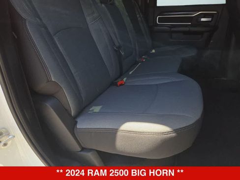 Used 2024 RAM 2500 Big Horn w/ Off Road Package AWD/4WD image 19