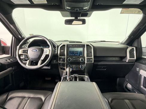 Used 2018 Ford F150 Platinum w/ Equipment Group 701A Luxury image 14