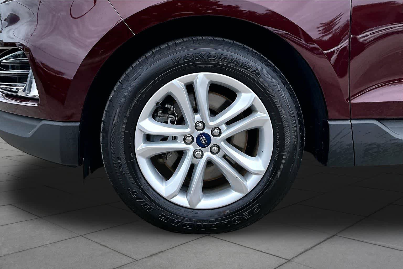 Used 2020 Ford Edge SEL w/ Convenience Package AWD/4WD image 20