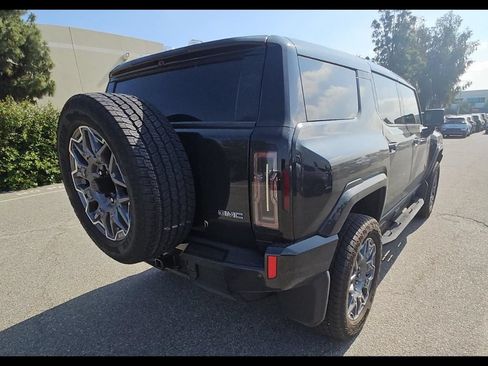 Used 2024 GMC Hummer EV 3X w/ LPO, Sport Package AWD/4WD image 6