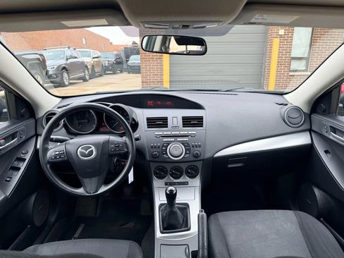 Used 2010 MAZDA MAZDA3 i Touring image 7
