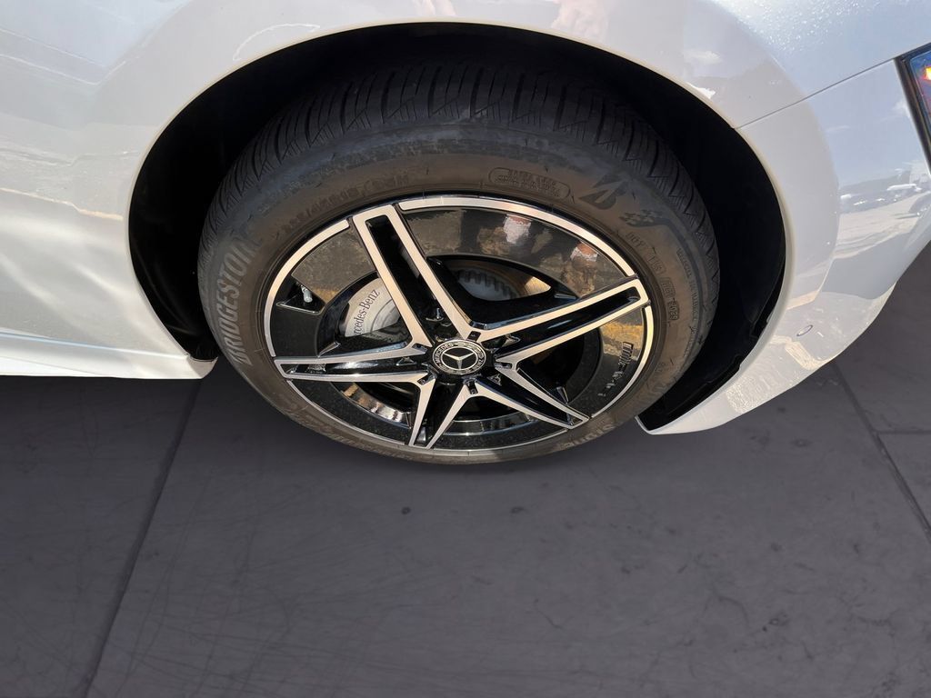 Certified 2026 Mercedes-Benz C 300 4MATIC Sedan image 12
