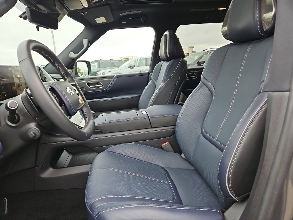 Certified 2026 INFINITI QX80 4WD w/ Sport Exterior Package image 25