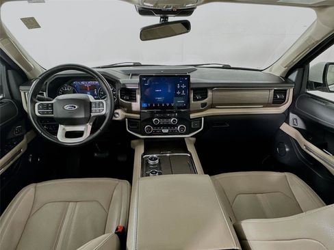 Used 2024 Ford Expedition Max Limited image 21