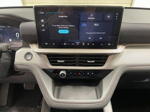 New 2026 Ford Explorer Active AWD/4WD image 16