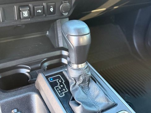 Used 2023 Toyota Tacoma TRD Sport AWD/4WD image 20