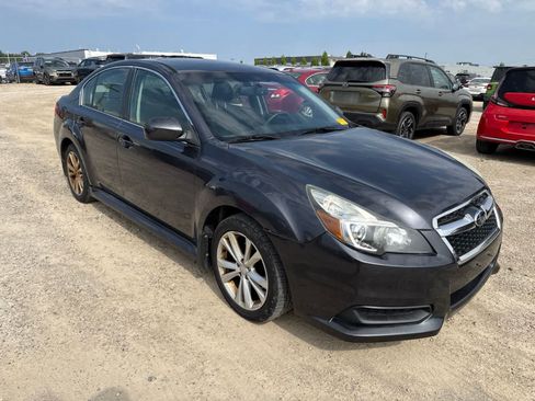 Used 2013 Subaru Legacy 2.5i Premium w/ All-Weather Pkg + Moonroof AWD/4WD image 4