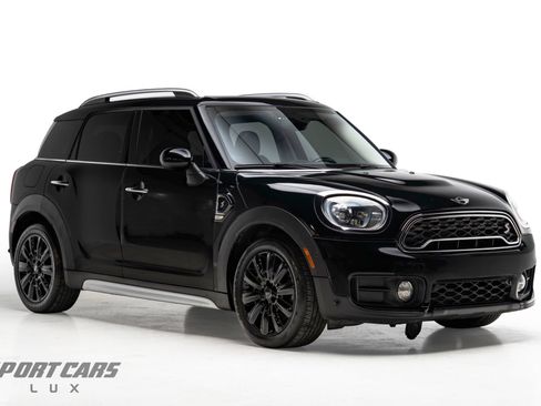 Used 2018 MINI Cooper Countryman S FWD image 1