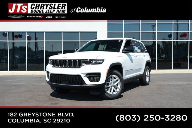New 2026 Jeep Grand Cherokee Laredo RWD image 1