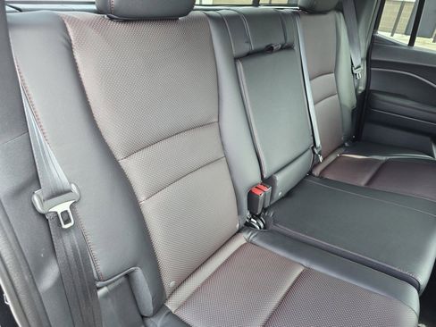 Used 2025 Honda Ridgeline Black Edition image 30