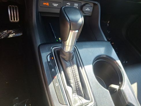 Used 2022 Honda Civic Sport Touring image 15