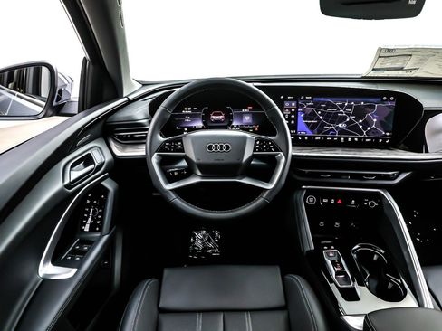 New 2025 Audi Q5 Premium Plus image 4