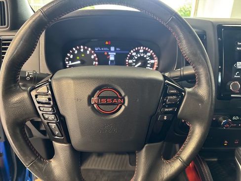 Used 2024 Nissan Frontier PRO-4X w/ Technology Package AWD/4WD image 8