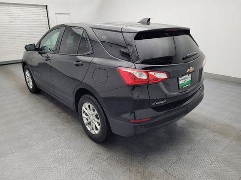 Used 2021 Chevrolet Equinox LS w/ LS Convenience Package image 5