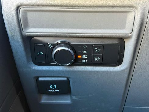 Used 2022 Ford F150 XL w/ Equipment Group 101A High RWD image 11