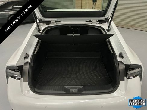 Used 2023 Toyota Prius Prime SE image 15