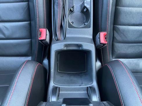 Used 2019 Volkswagen GTI 4-Door FWD image 27