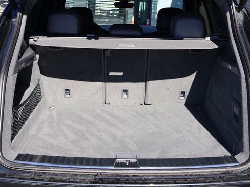 Certified 2023 Porsche Cayenne Platinum Edition AWD/4WD image 24