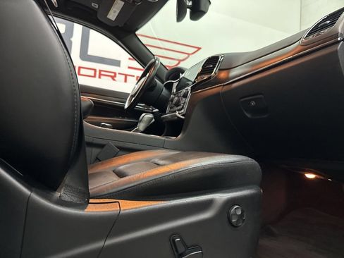 Used 2019 Jeep Grand Cherokee Limited AWD/4WD image 59