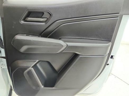 Used 2023 Chevrolet Colorado W/T w/ Advanced Trailering Package AWD/4WD image 28