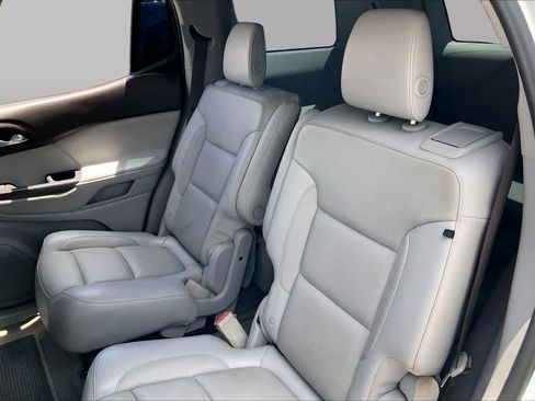 Used 2018 GMC Acadia SLT FWD image 21