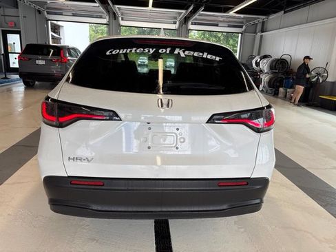 Certified 2026 Honda HR-V LX image 8
