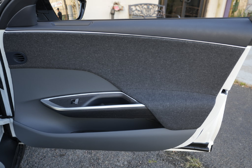 Used 2024 Lucid Air Pure RWD image 33