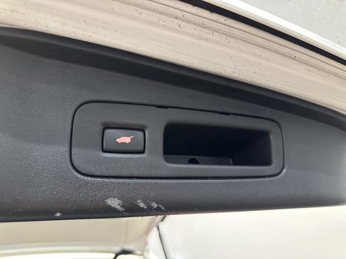 Used 2016 Honda CR-V Touring image 28