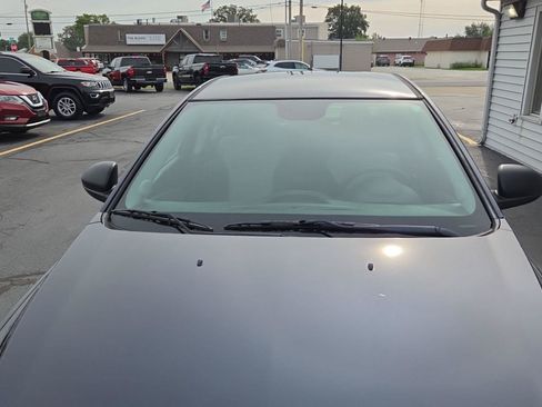 Used 2014 Chevrolet Cruze LS FWD image 19