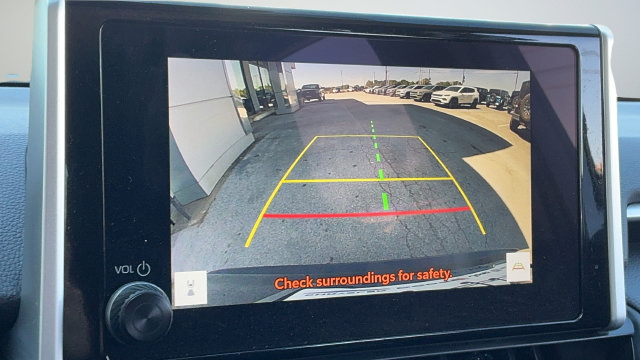 Used 2025 Toyota RAV4 LE FWD image 15