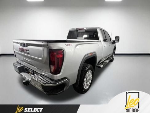 Used 2022 GMC Sierra 2500 SLE w/ SLE Value Package; AWD/4WD image 5