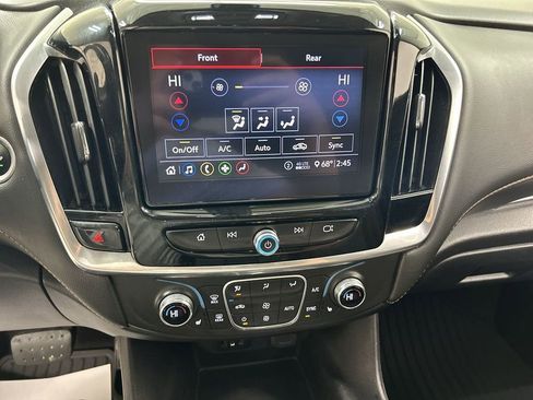 Used 2020 Chevrolet Traverse LT w/ LPO, Cargo Package image 16