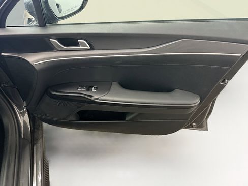 Used 2025 Kia K5 LXS image 33